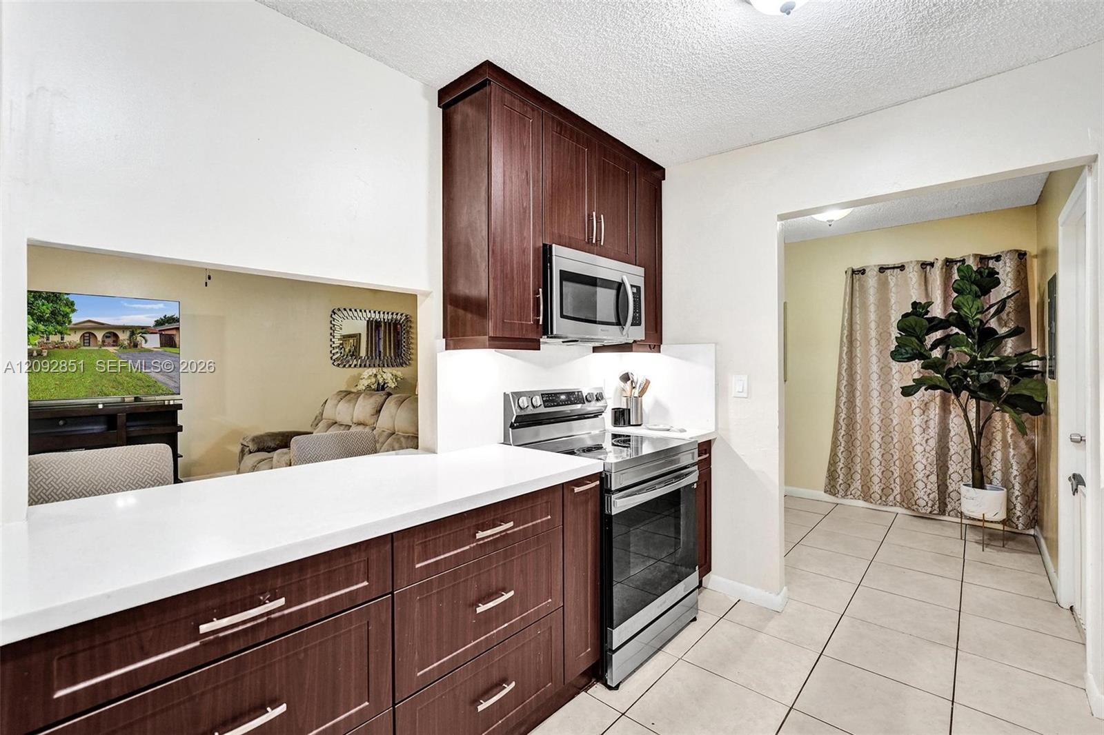 4620 SW 43rd Ter, Dania Beach FL 33314 photo 5