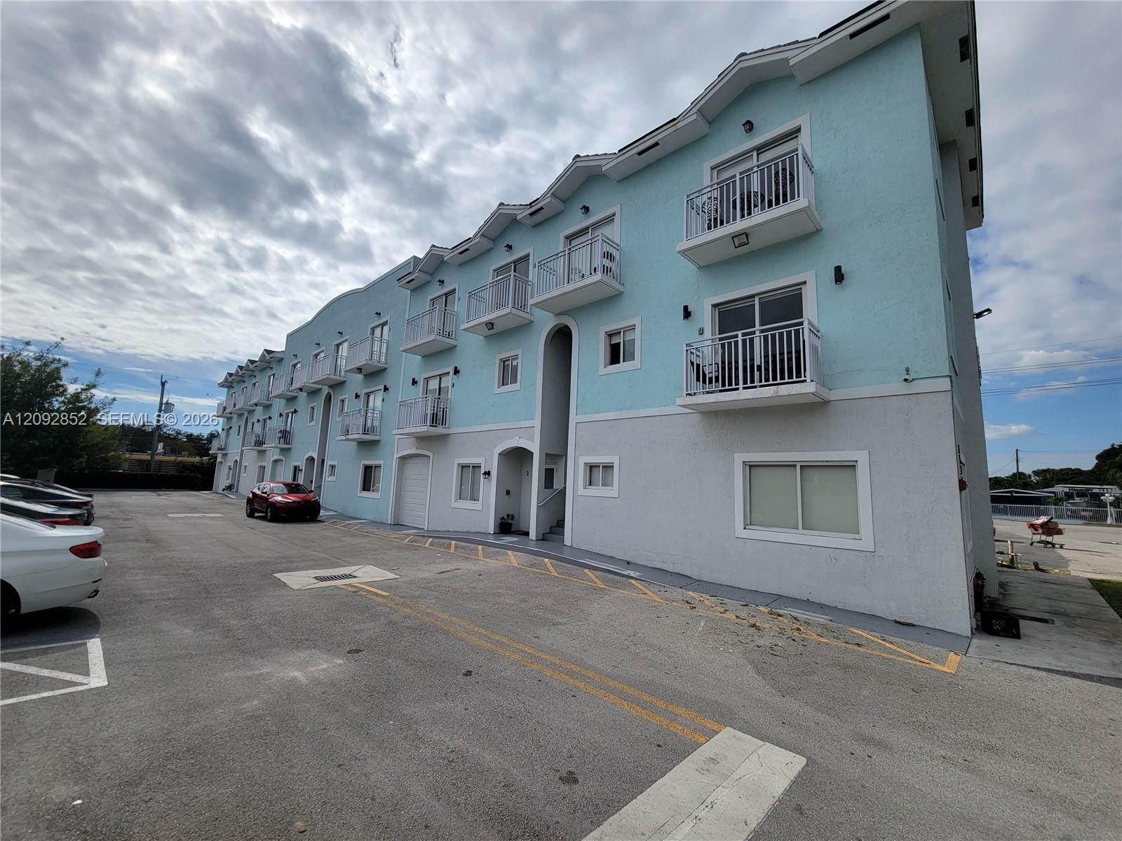6336 SW 27th St # 7, Miramar FL 33023 photo 2