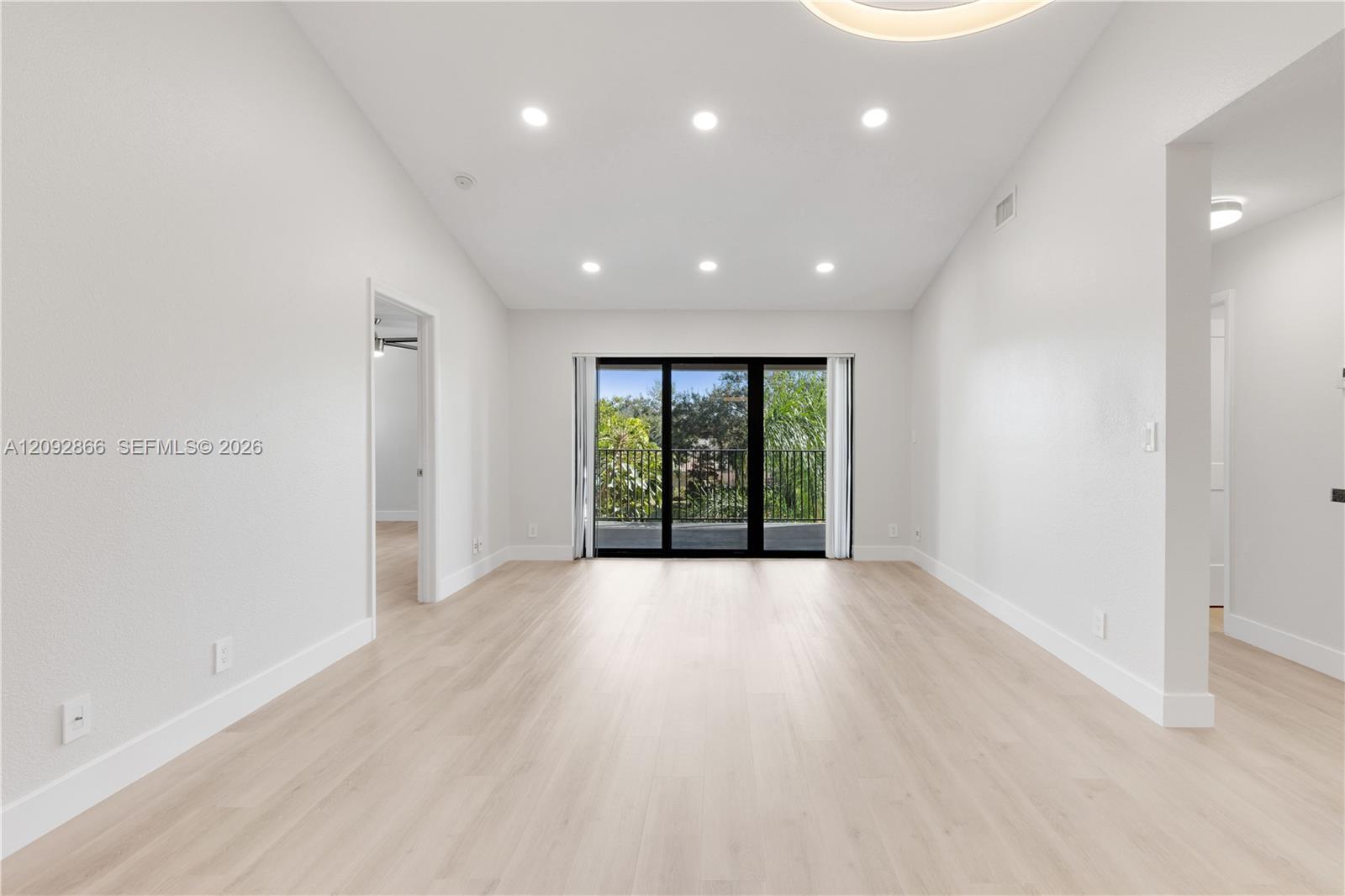 10125 W Sunrise Blvd # 302, Plantation FL 33322 photo 3
