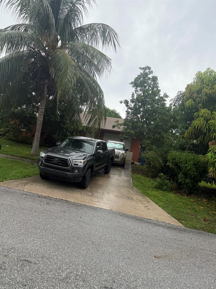 433 SW 10TH Avenue, Boynton Beach FL 33435