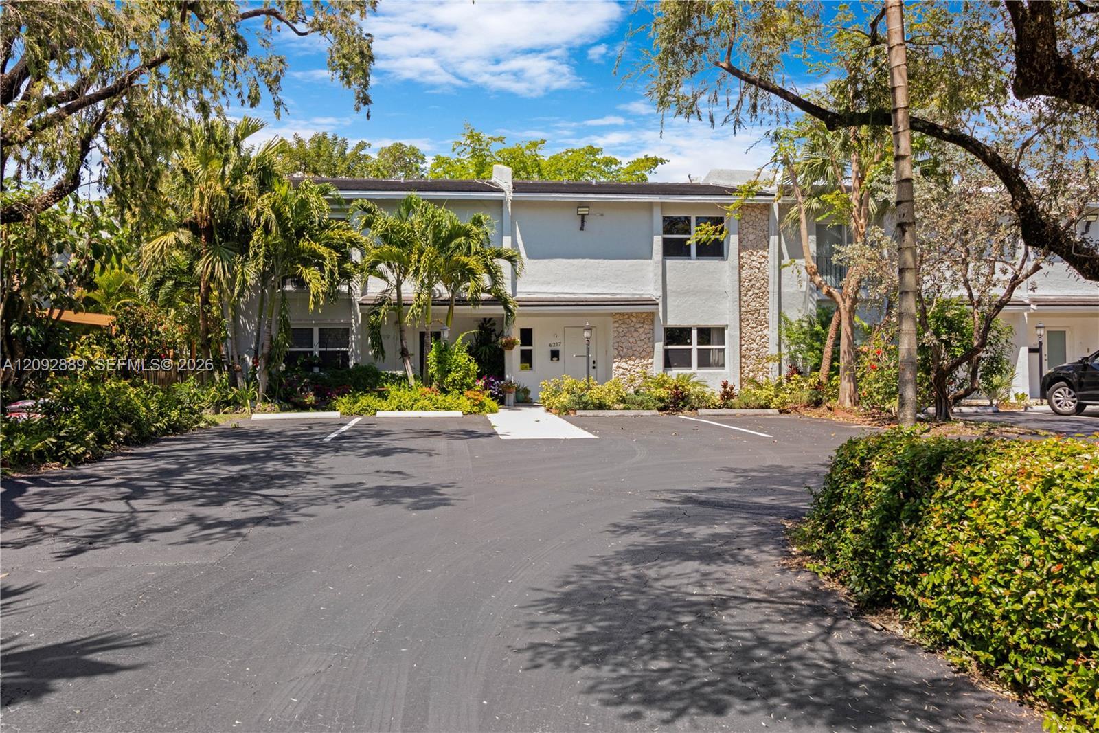 6217 SW 78th St # 2B, South Miami FL 33143
