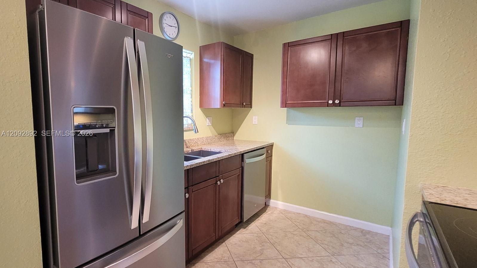 5829 Grant St, Hollywood FL 33021 photo 5