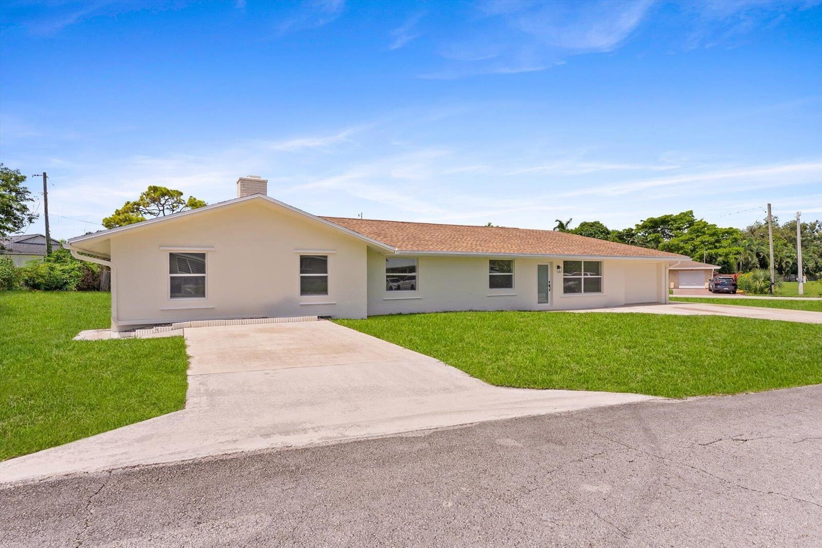 6873 S PLYMOUTH Drive S, Lake Worth FL 33462 photo 3