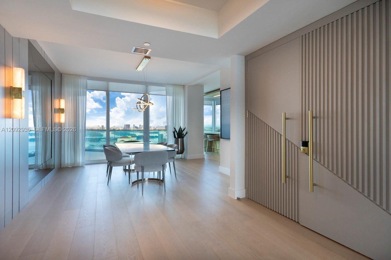 300 S Pointe Dr # 4206, Miami Beach FL 33139 photo 4