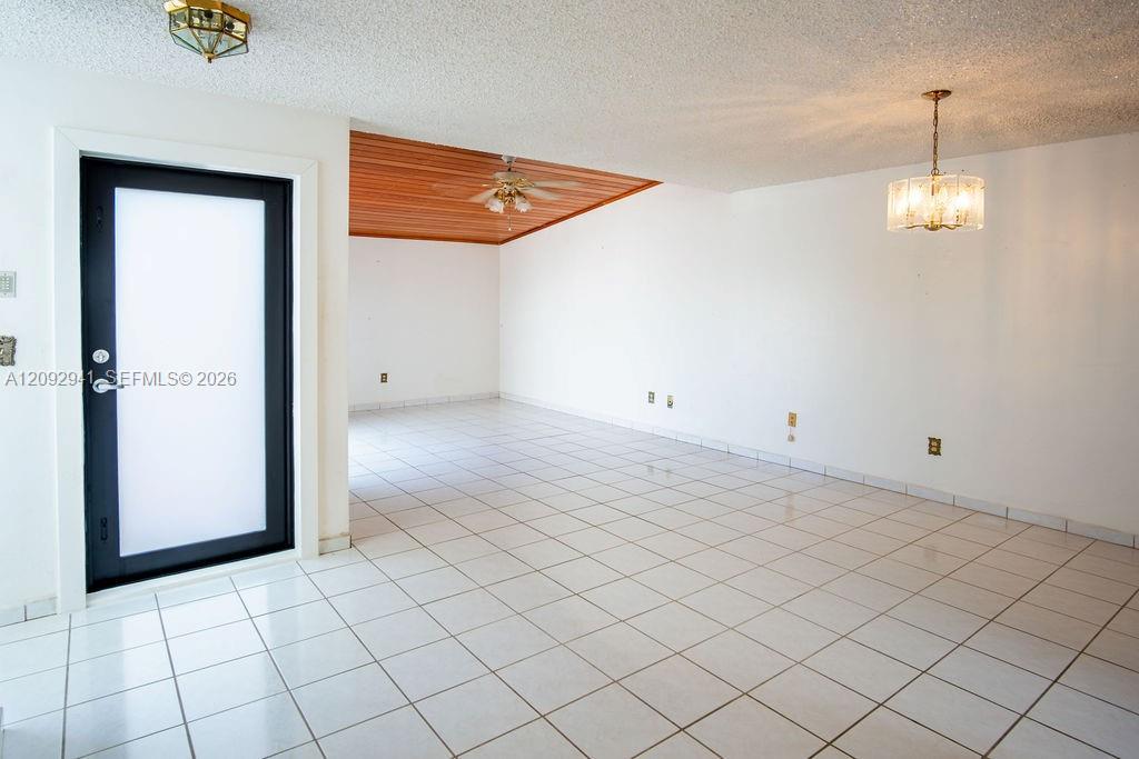 11312 SW 67th Ter, Miami FL 33173 photo 5