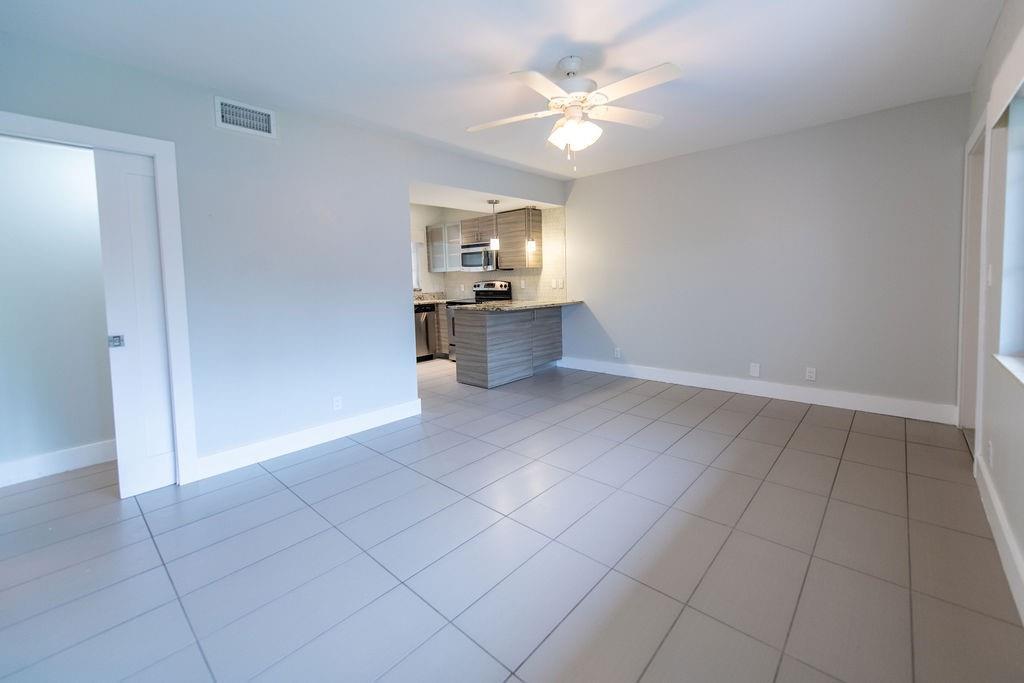 64 ISLE OF VENICE Drive APT 22, Fort Lauderdale FL 33301 photo 2