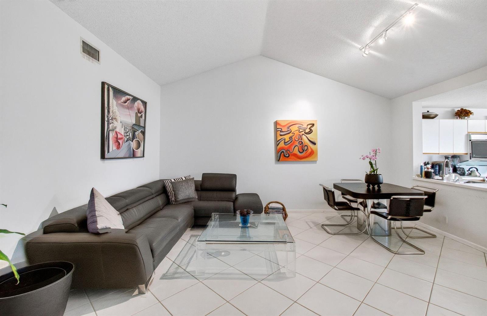 6737 Via Regina, Boca Raton FL 33433 photo 3