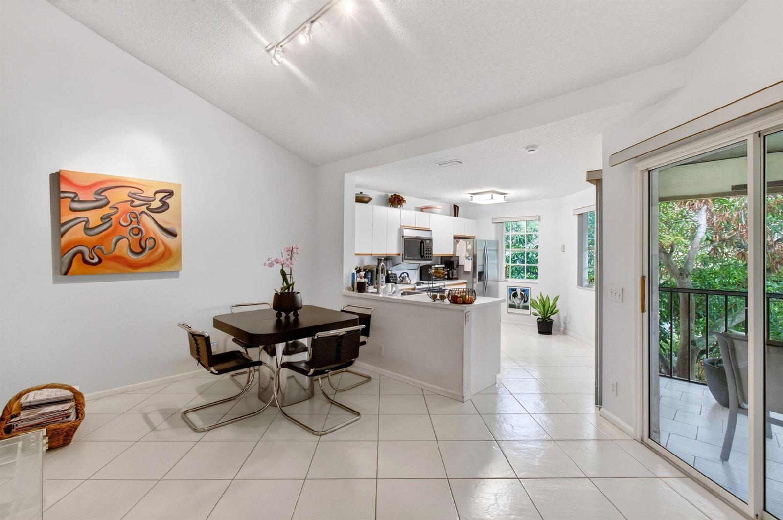 6737 Via Regina, Boca Raton FL 33433 photo 4