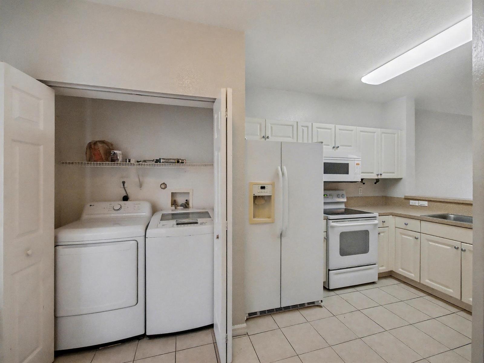 3425 Sonoma Drive, Riviera Beach FL 33404 photo 4