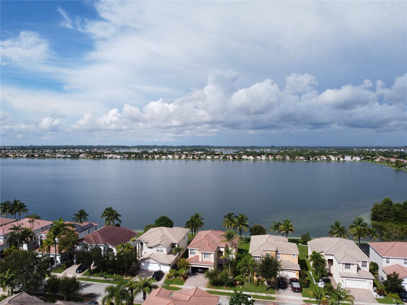 4276 SW 179th Way, Miramar FL 33029 photo 4