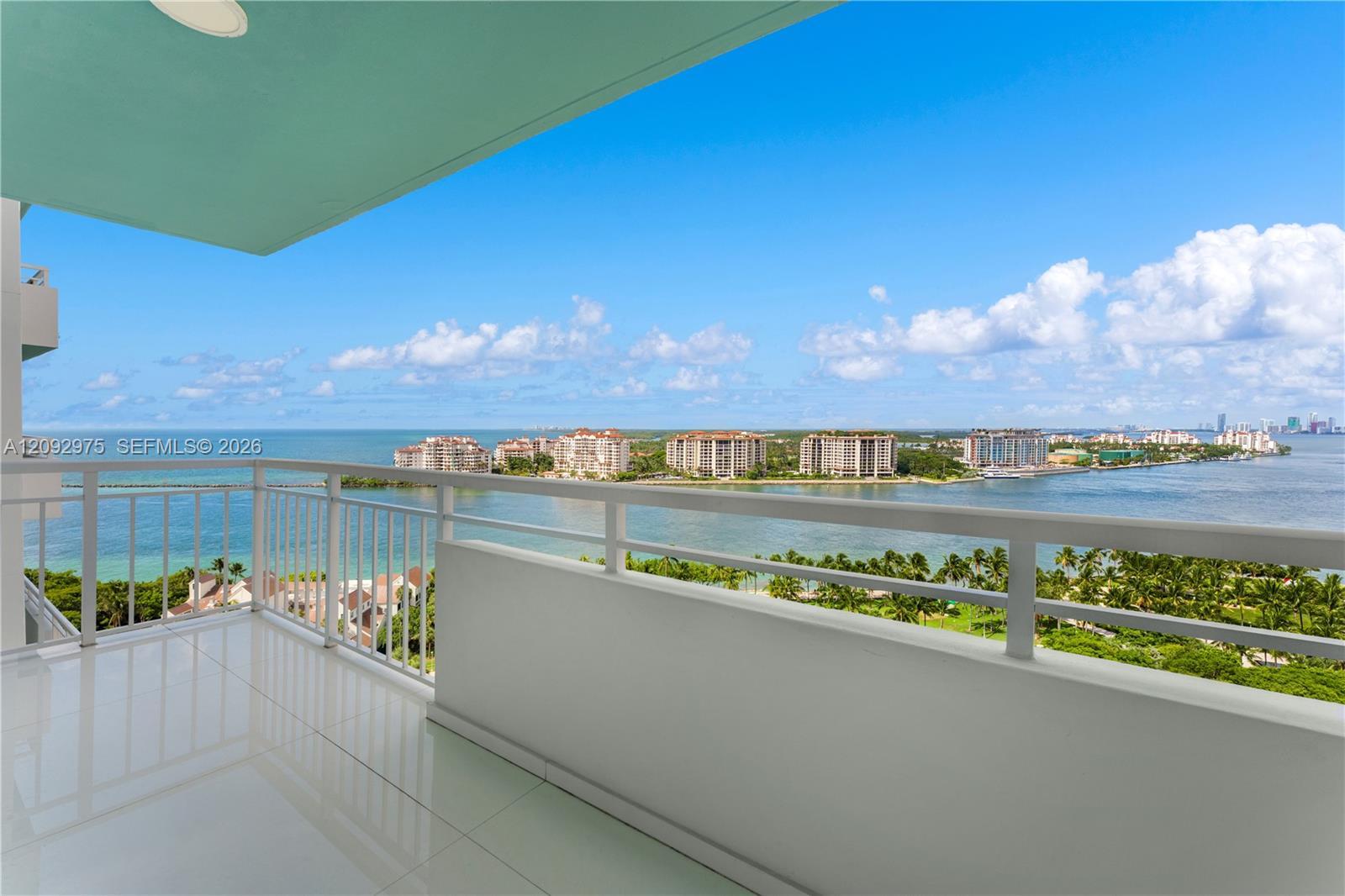 400 S Pointe Dr # 1805, Miami Beach FL 33139 photo 2