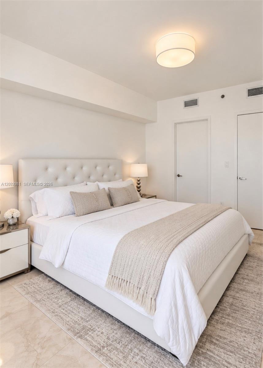 475 Brickell Ave # 3512, Miami FL 33131 photo 3