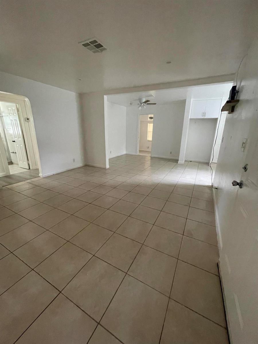 2410 GARFIELD Street, Hollywood FL 33020 photo 3