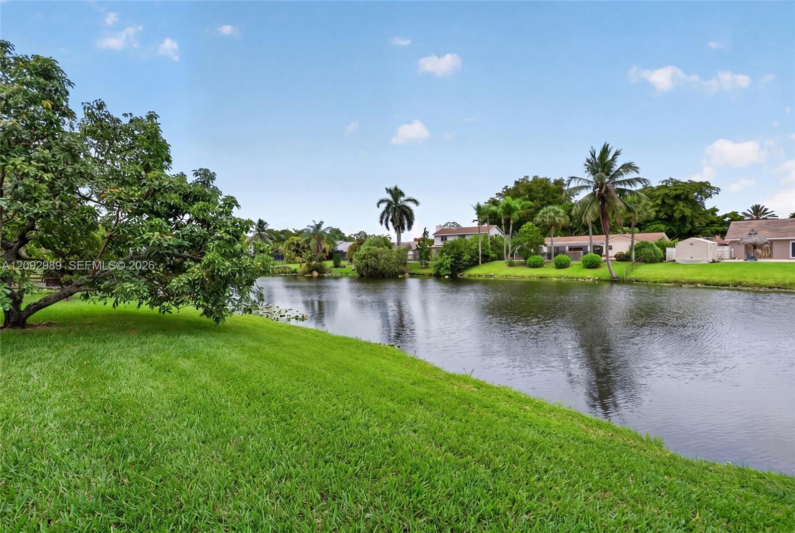 8668 SW 50th St, Cooper City FL 33328 photo 5