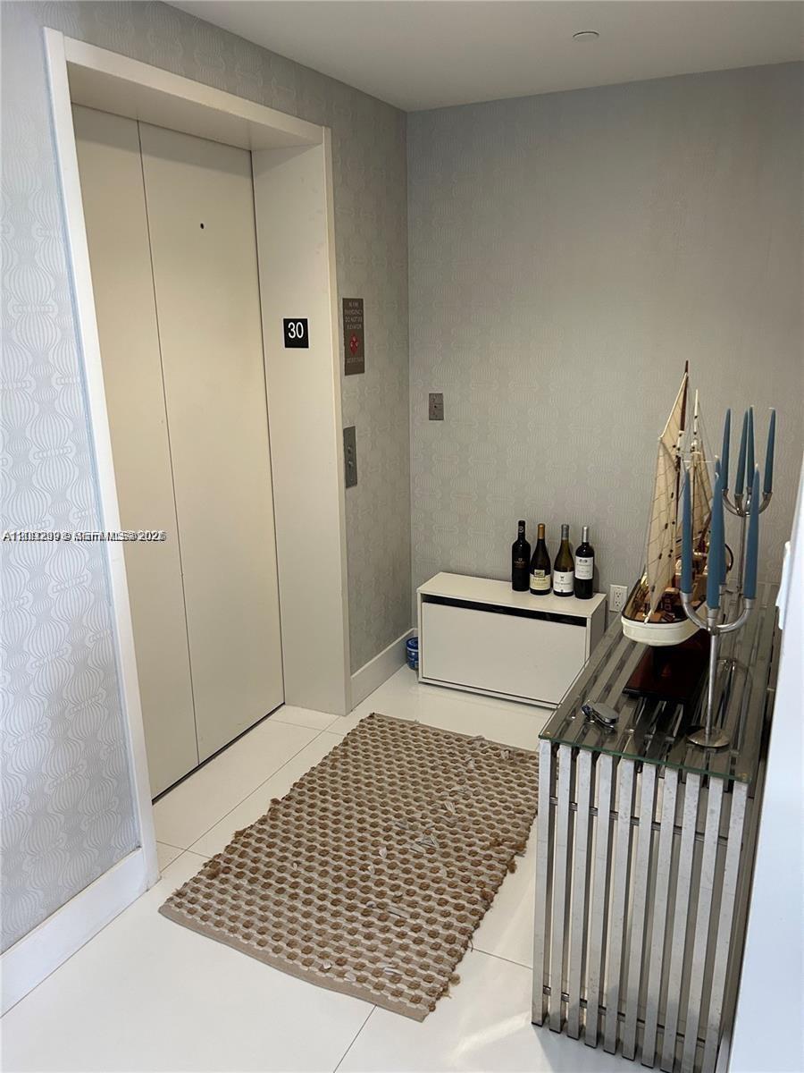 600 NE 27th St # 3003, Miami FL 33137 photo 3