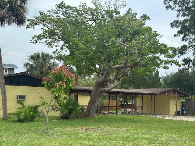 1651 SE 8th Street, Stuart FL 34996