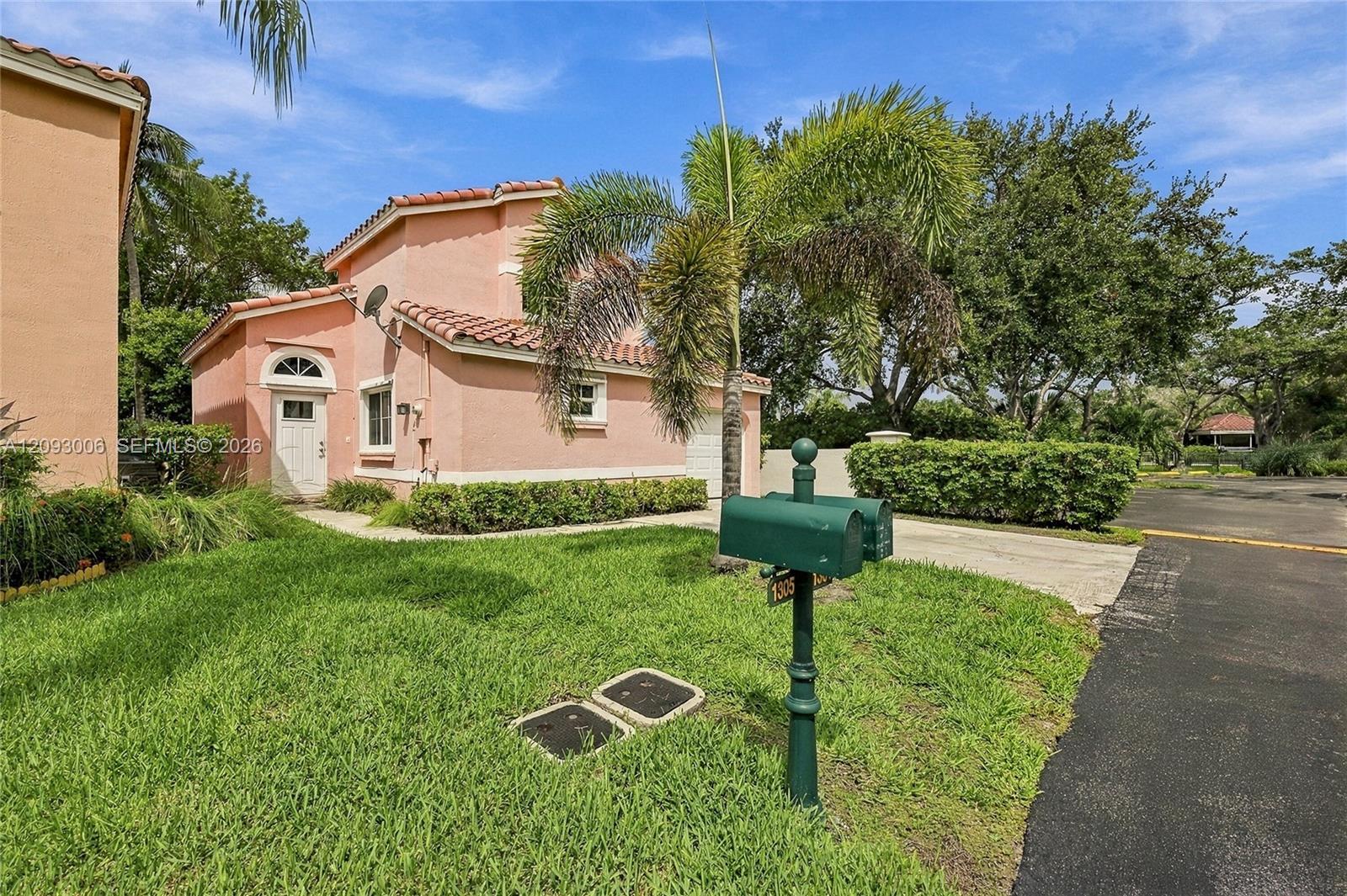 1301 SE 5th Ct, Dania Beach FL 33004 photo 5