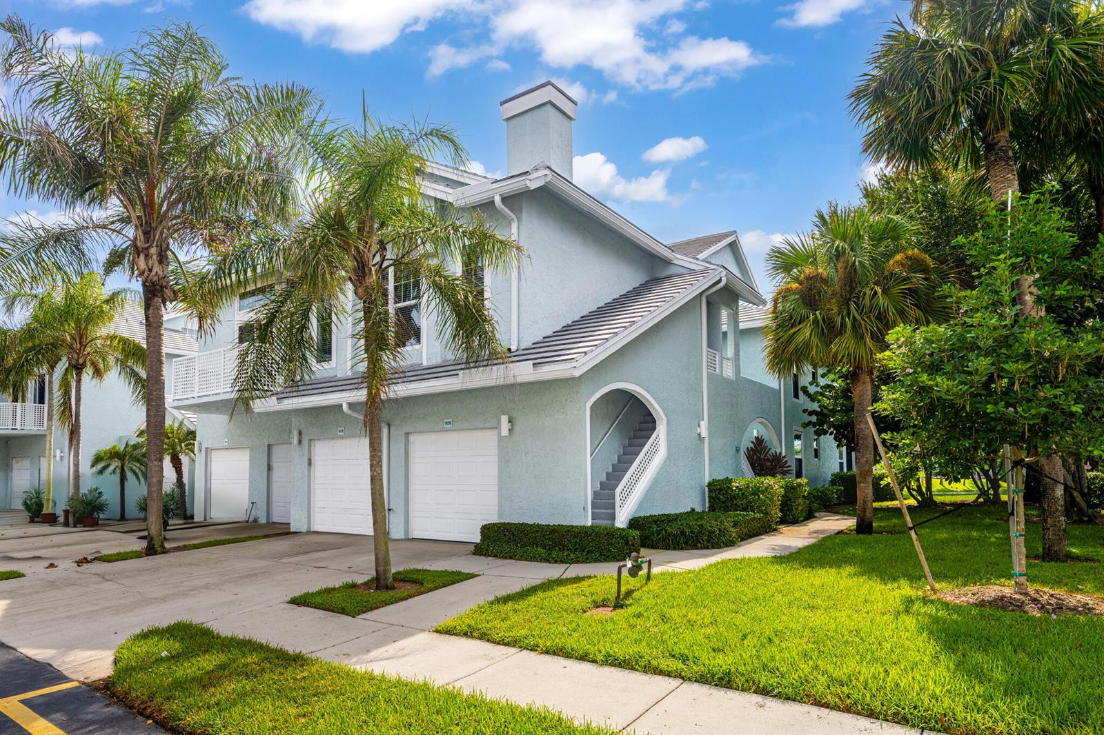 909 Mainsail Circle, Jupiter FL 33477 photo 2