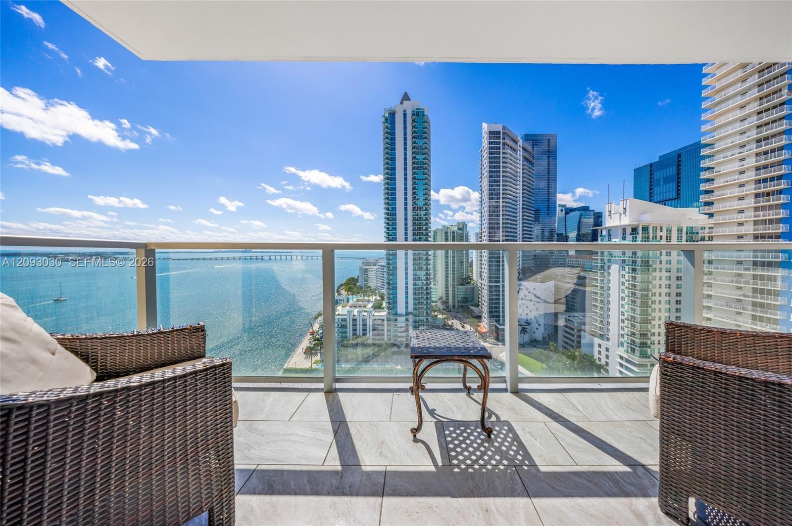 1155 Brickell Bay Dr # 2207, Miami FL 33131