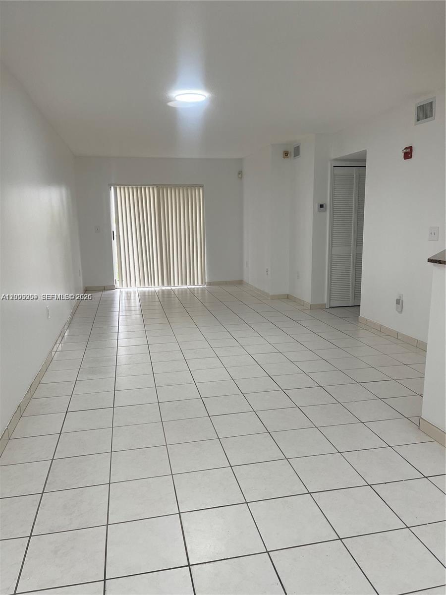Miami, FL 33126 photo 2