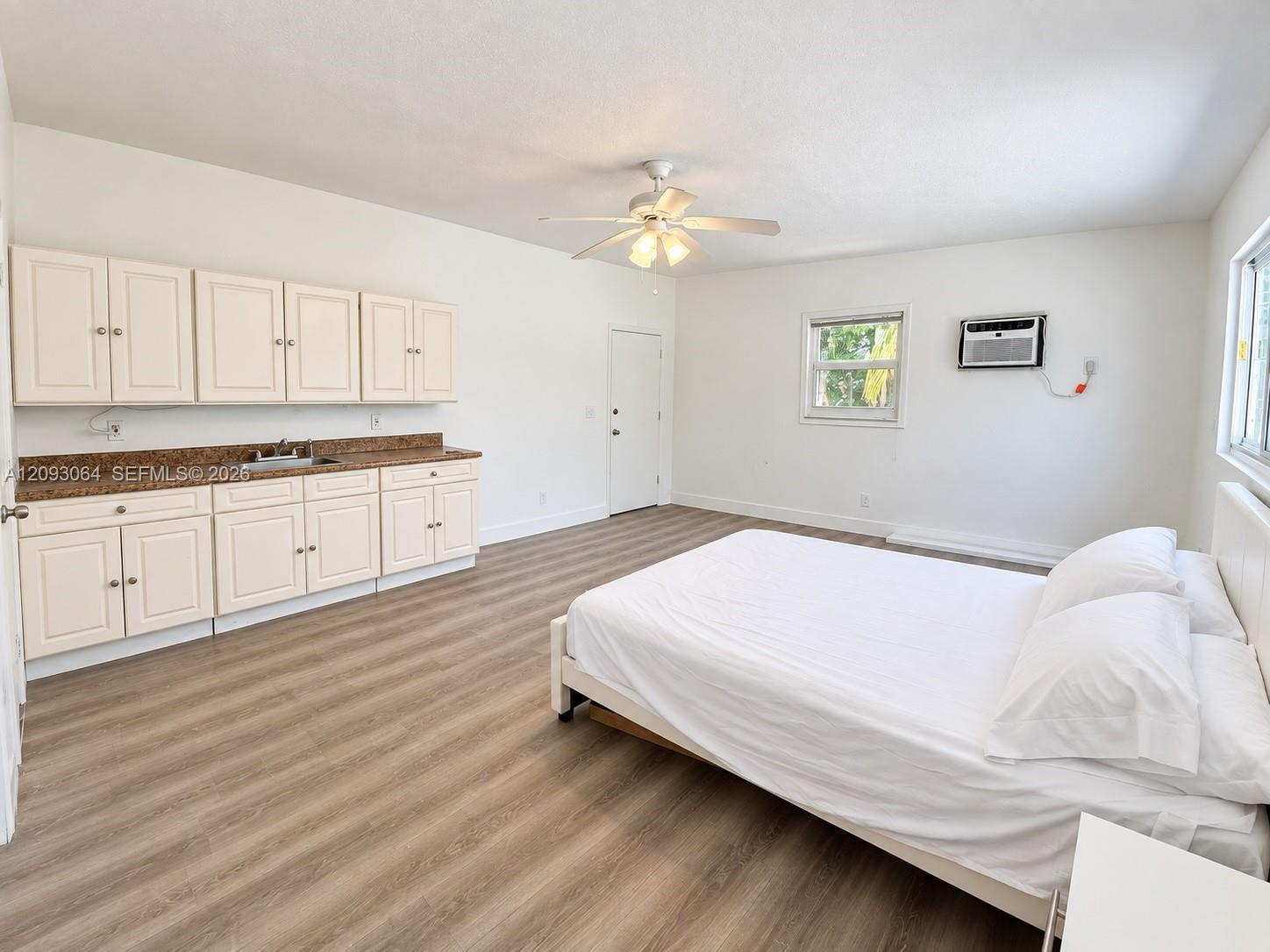 119 NW 43rd Ct # 4B, Oakland Park FL 33309 photo 2
