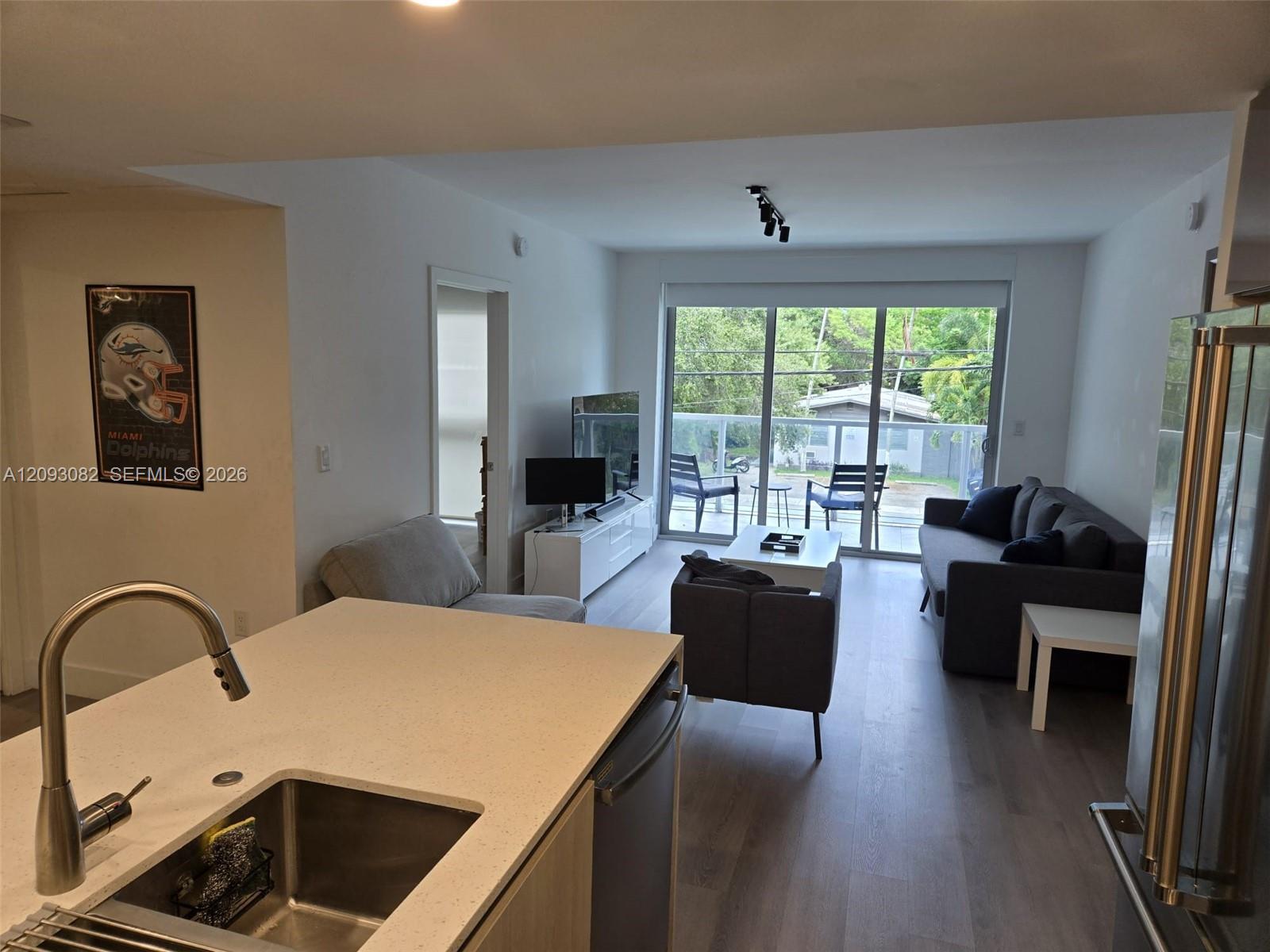 13800 Highland Dr # 207, North Miami Beach FL 33181 photo 2