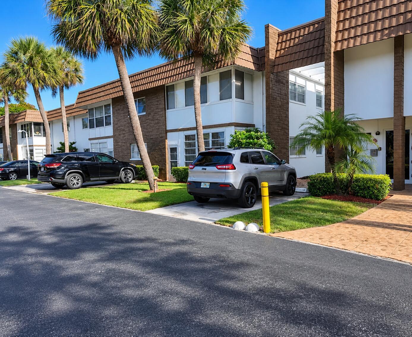 2291 NW 48 Terrace # 212, Lauderhill FL 33313 photo 2