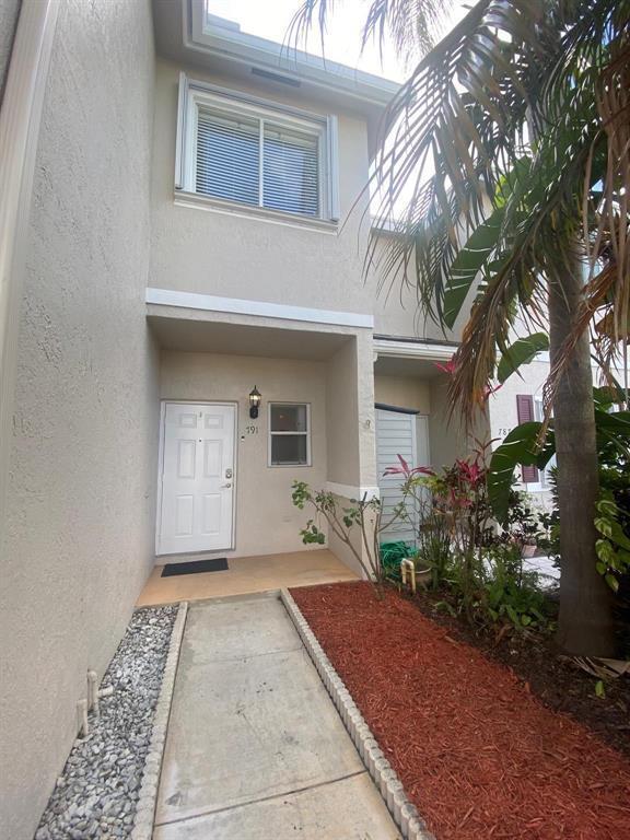 791 NW 42ND Place, Deerfield Beach FL 33064 photo 2