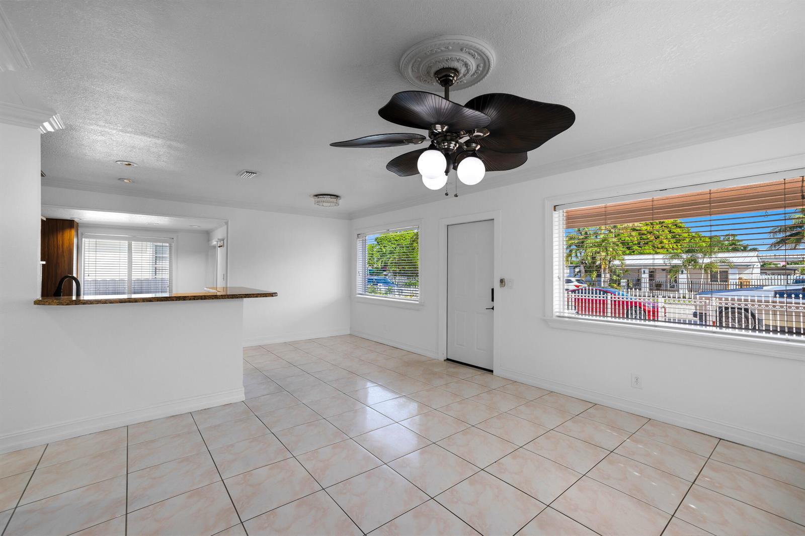 242 W 19TH Street, Hialeah FL 33010 photo 5