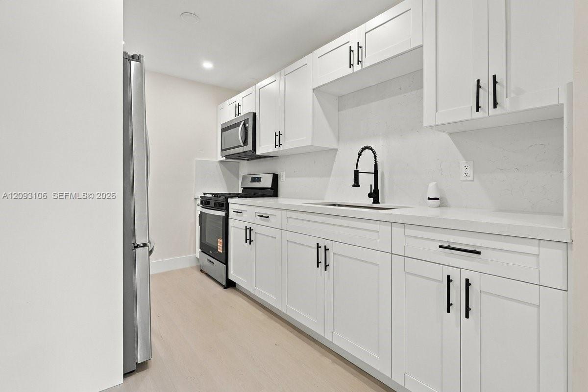 18814 NW 46th Ave, Miami Gardens FL 33055 photo 4