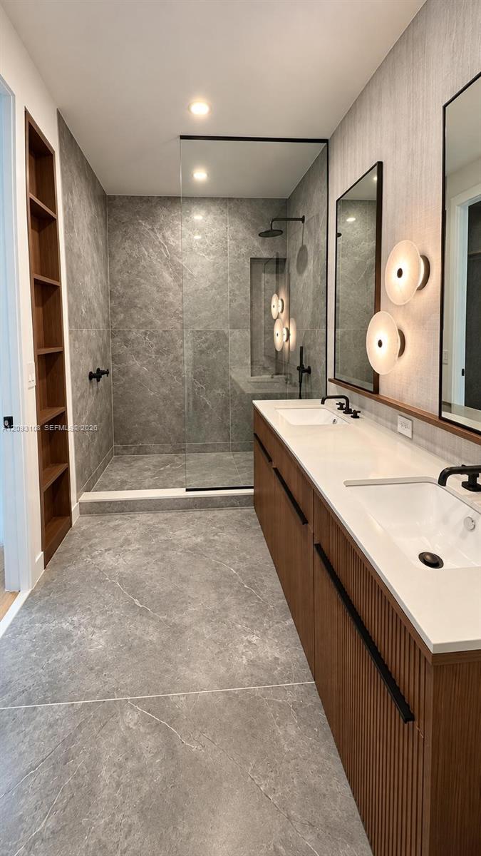 2200 Brickell Ave, Miami FL 33129 photo 5