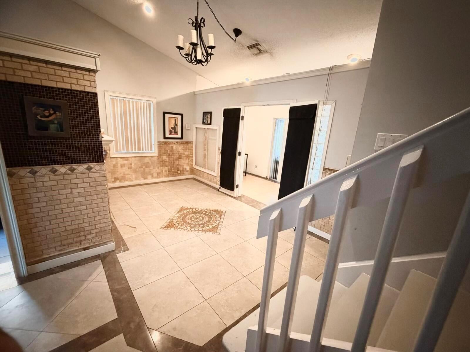 106 Azalea Circle, Boynton Beach FL 33436 photo 5