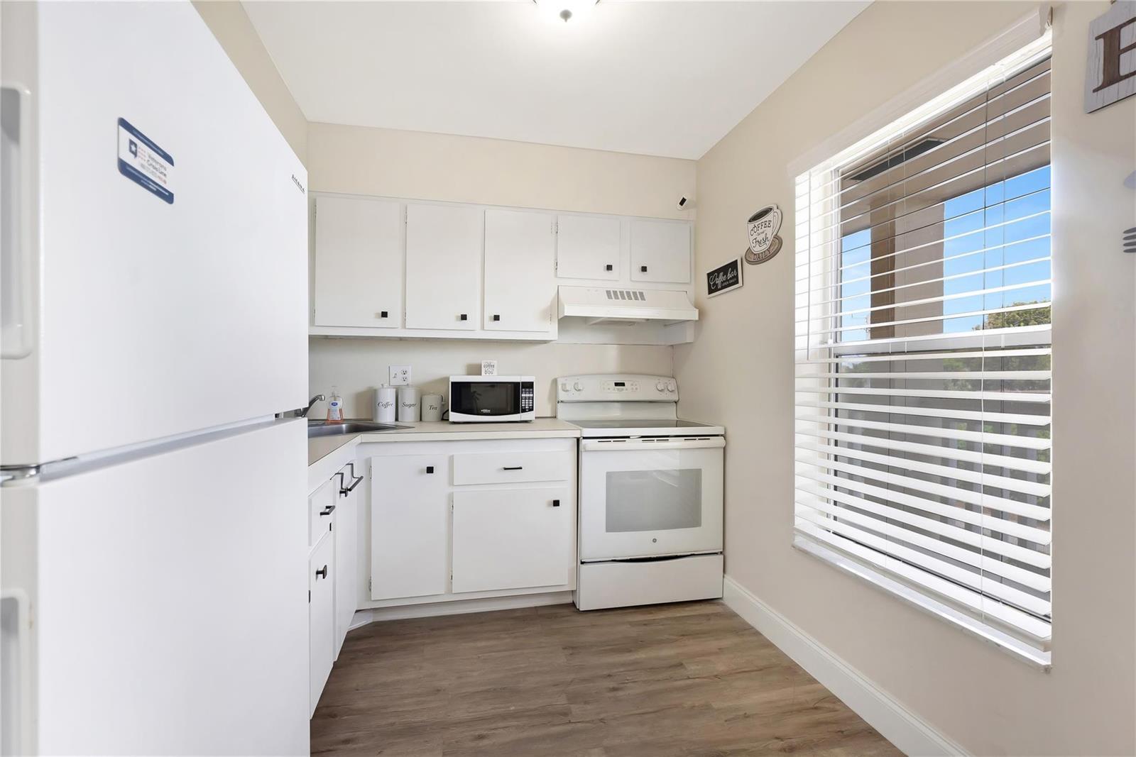 6091 NW 61ST Avenue # 307, Tamarac FL 33319 photo 2