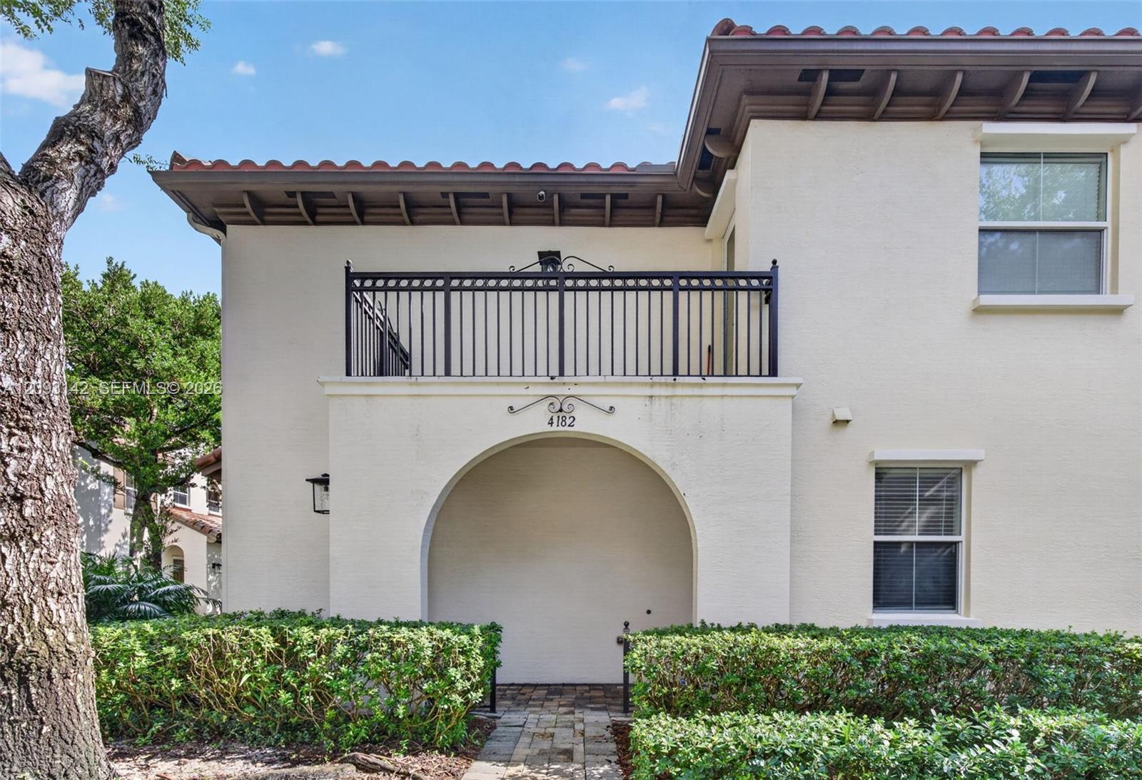 4182 Cascada Cir, Cooper City FL 33024 photo 2