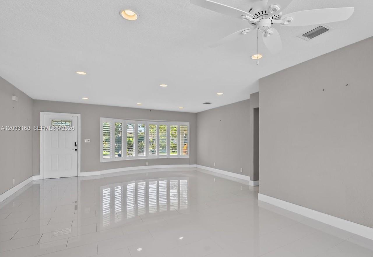 1485 NE 57th St, Fort Lauderdale FL 33334 photo 2