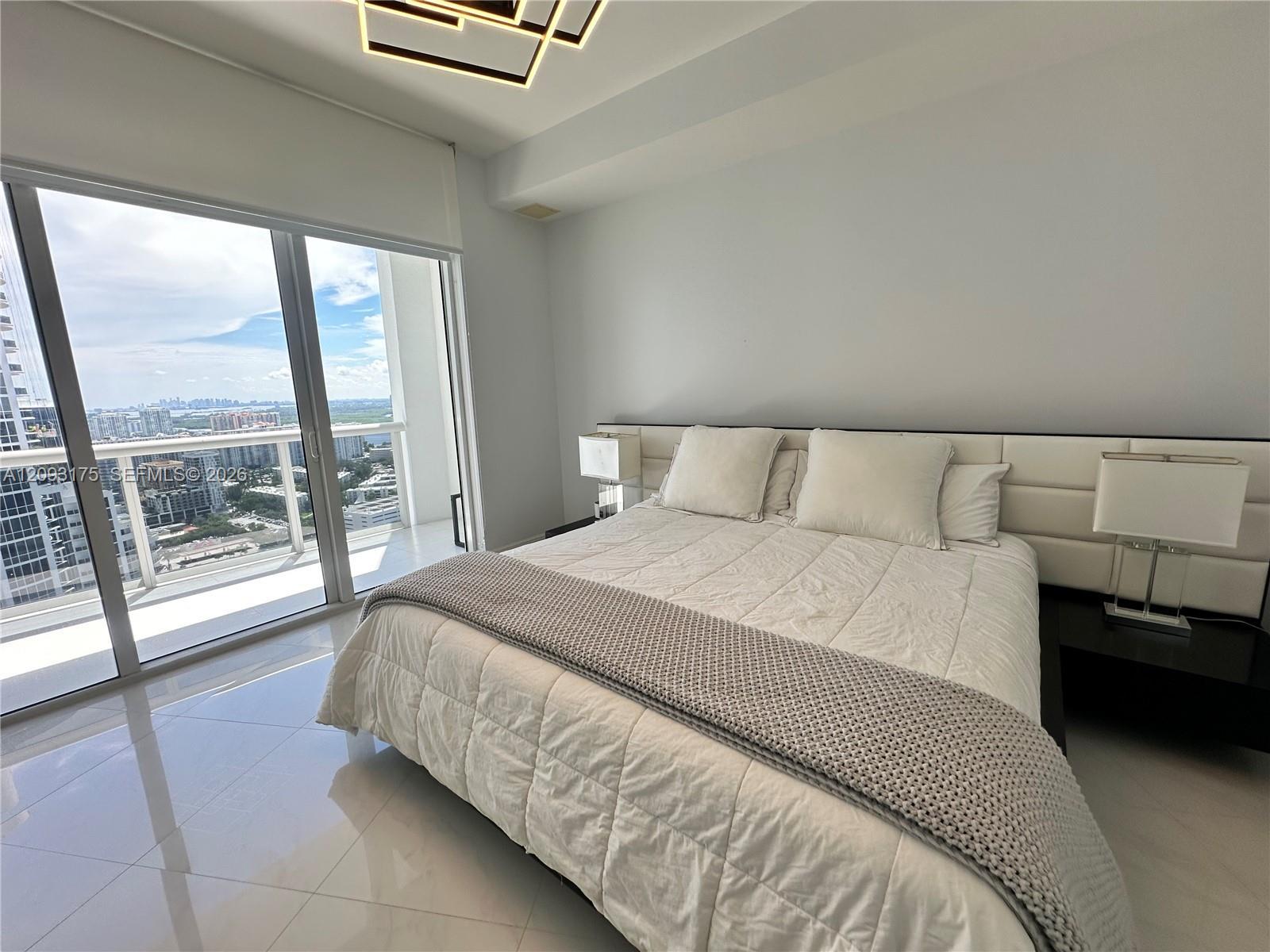 18201 Collins Ave # 4505, Sunny Isles Beach FL 33160 photo 3