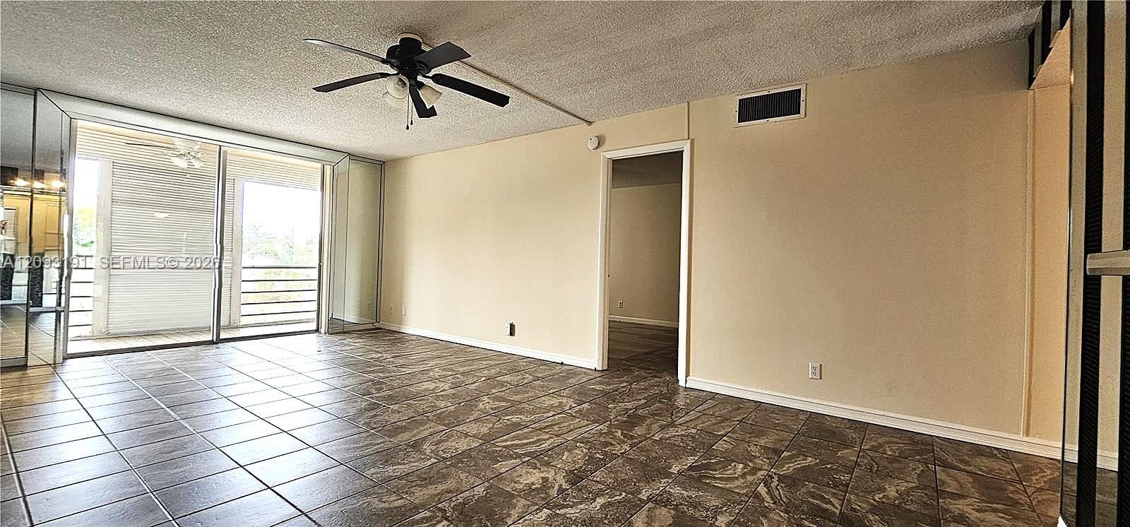 403 NW 68th Ave # 309, Plantation FL 33317 photo 2