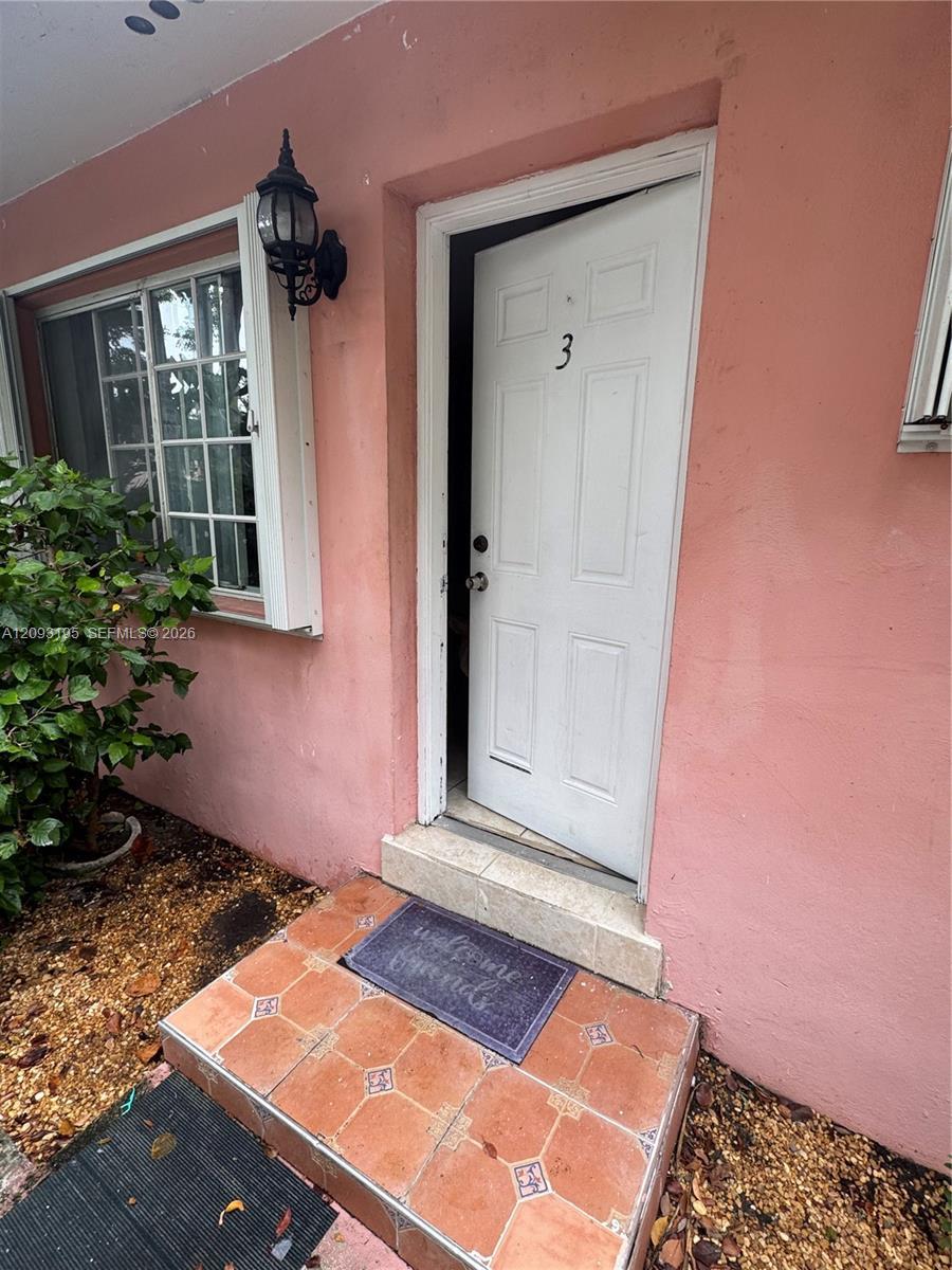 1020 SW 5th St # 3, Miami FL 33130 photo 2