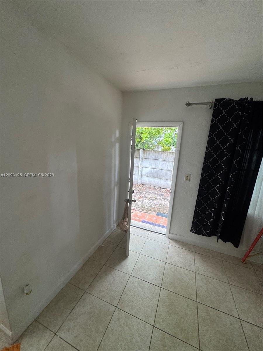 1020 SW 5th St # 3, Miami FL 33130 photo 3