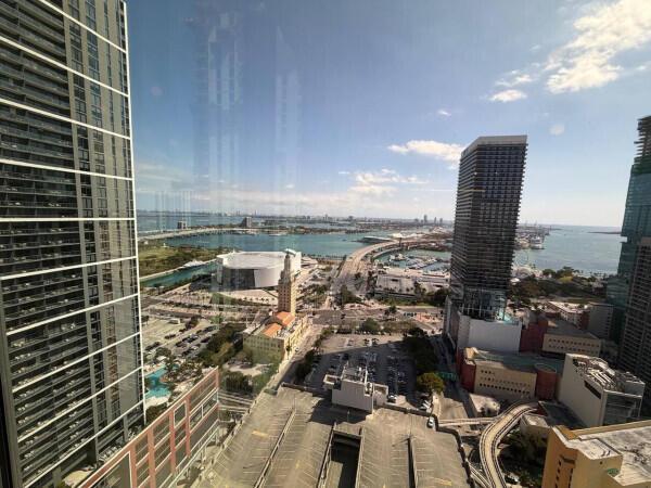 121 NE 5TH Street # 2309, Miami FL 33132 photo 5