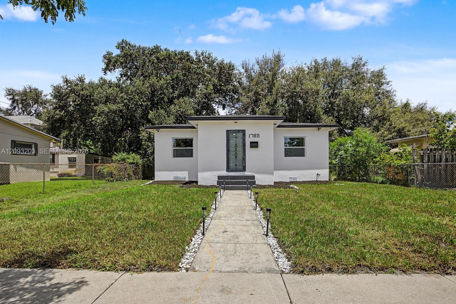1785 NW 52nd St, Miami FL 33142 photo 2
