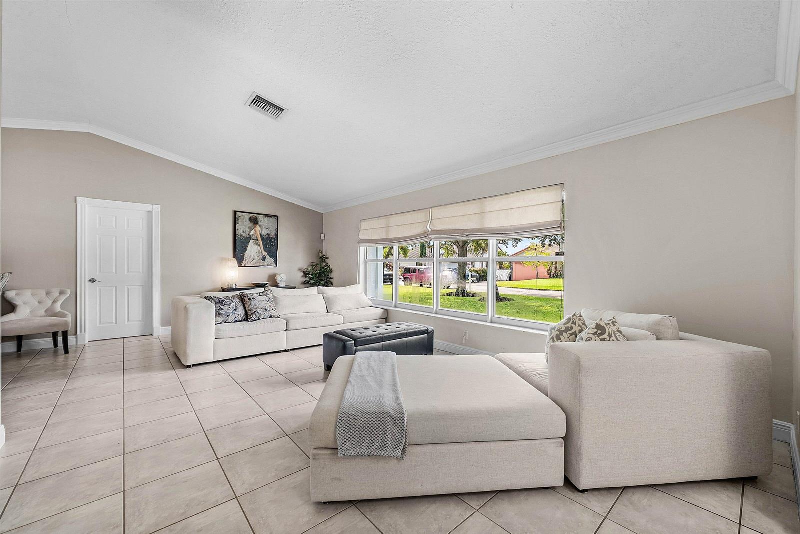 10975 NW 19TH Street, Coral Springs FL 33071 photo 4