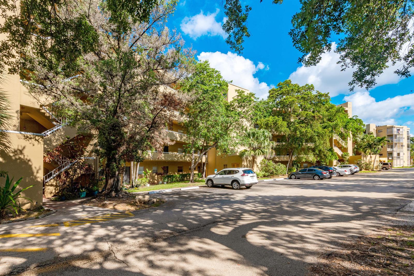 4111 STIRLING Road # 308, Hollywood FL 33021 photo 3