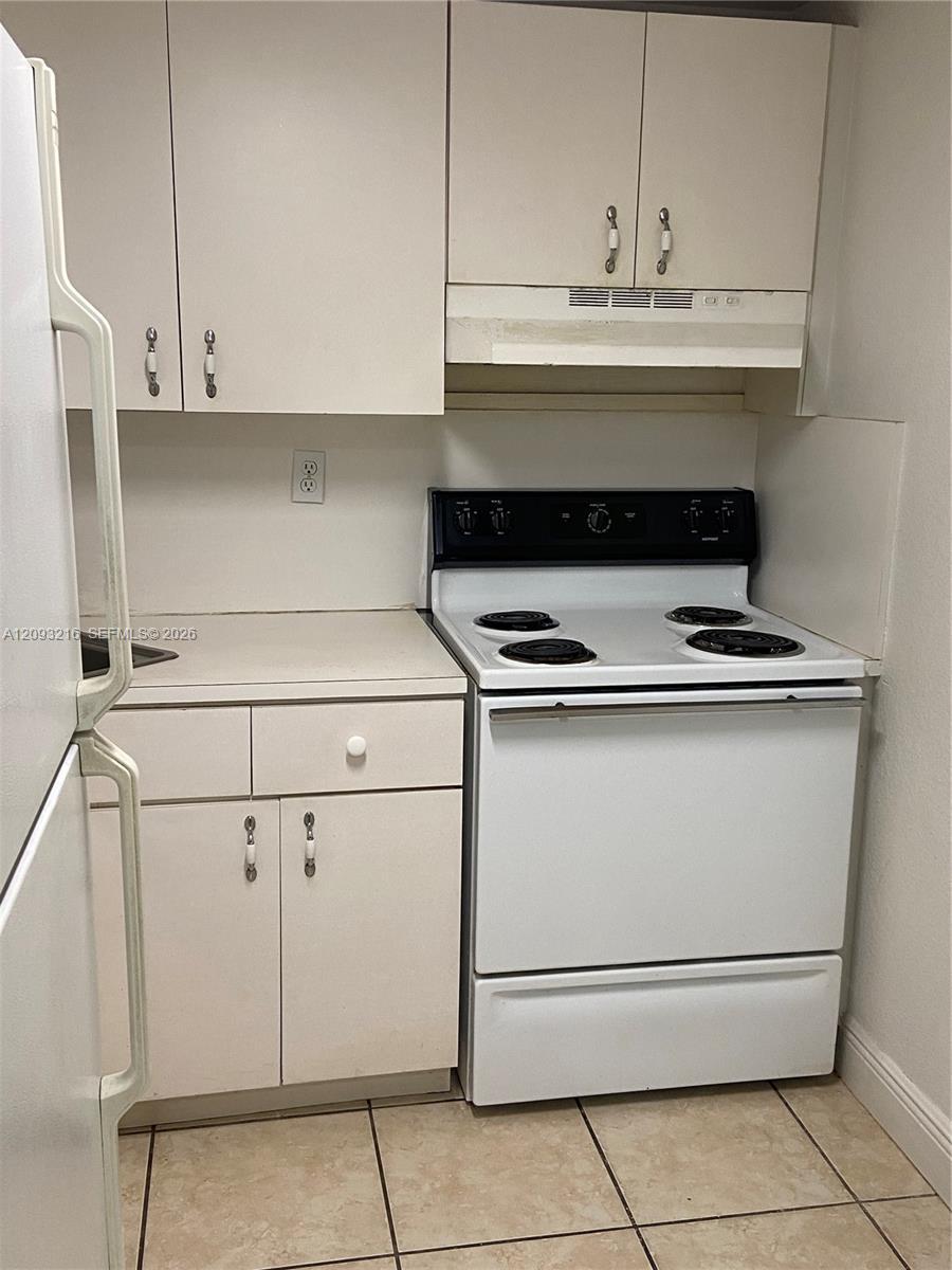 666 W 81st St # 127, Hialeah FL 33014 photo 4
