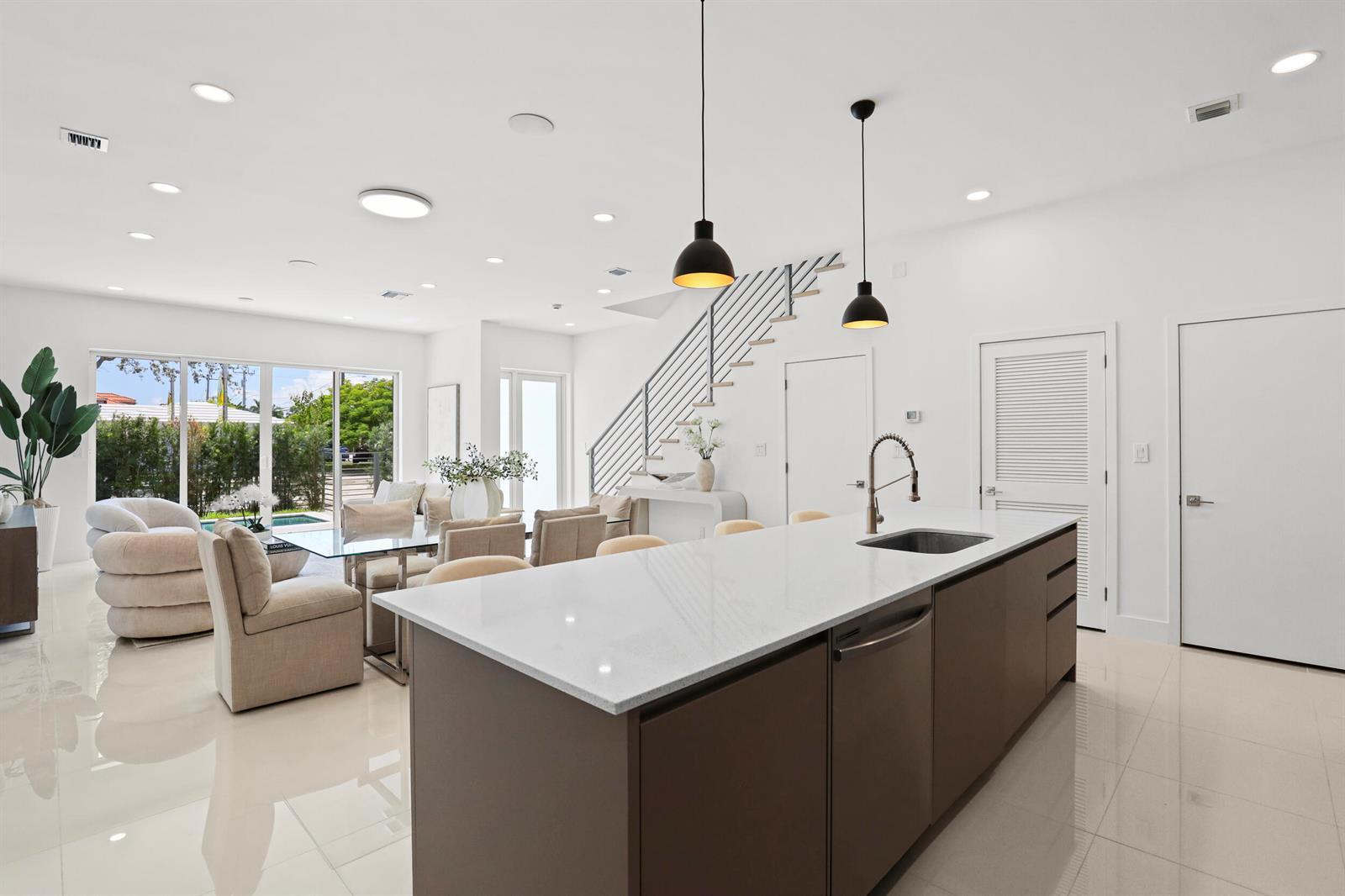 1807 NE 13 Street # 1807, Fort Lauderdale FL 33304