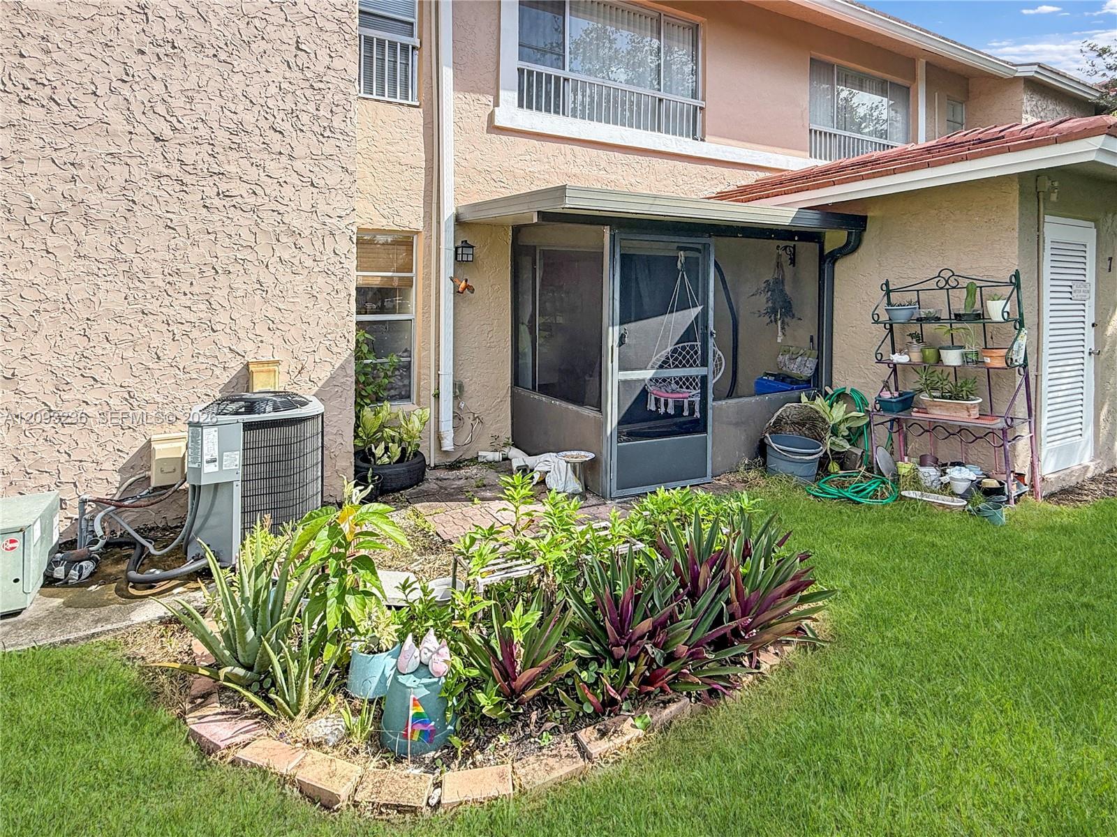 9926 Twin Lakes Dr # D, Coral Springs FL 33071 photo 2