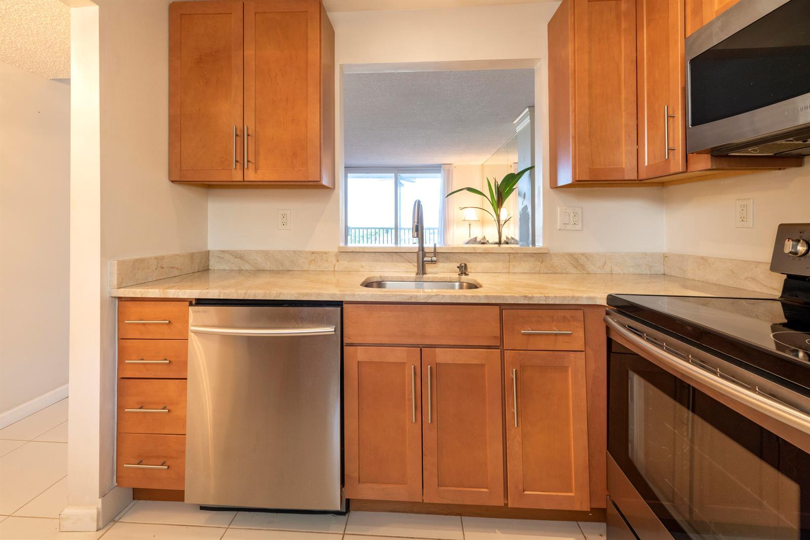 1391 S OCEAN # 803, Pompano Beach FL 33062 photo 4