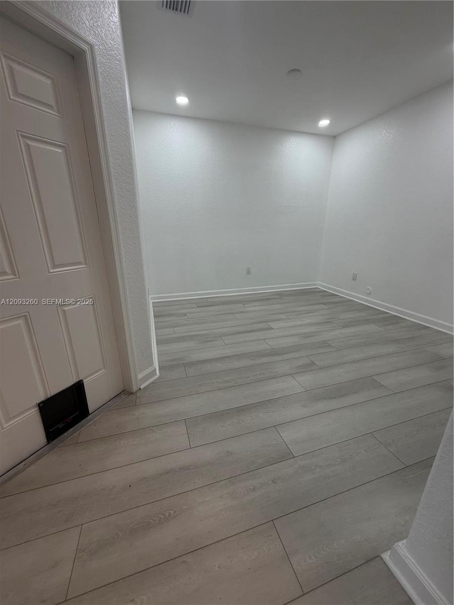1432 SE 25th Ave, Homestead FL 33035 photo 4