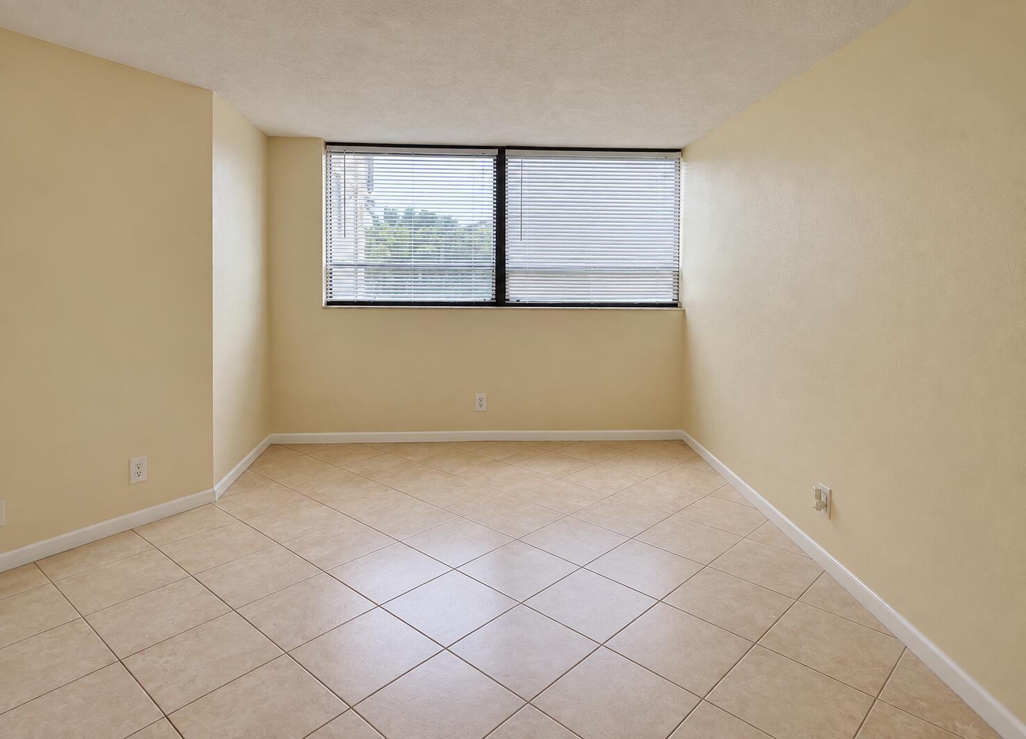 1820 N CONGRESS Avenue # 310, West Palm Beach FL 33401 photo 4