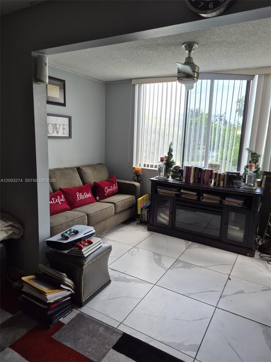 8010 Hampton Blvd # 301, North Lauderdale FL 33068 photo 4